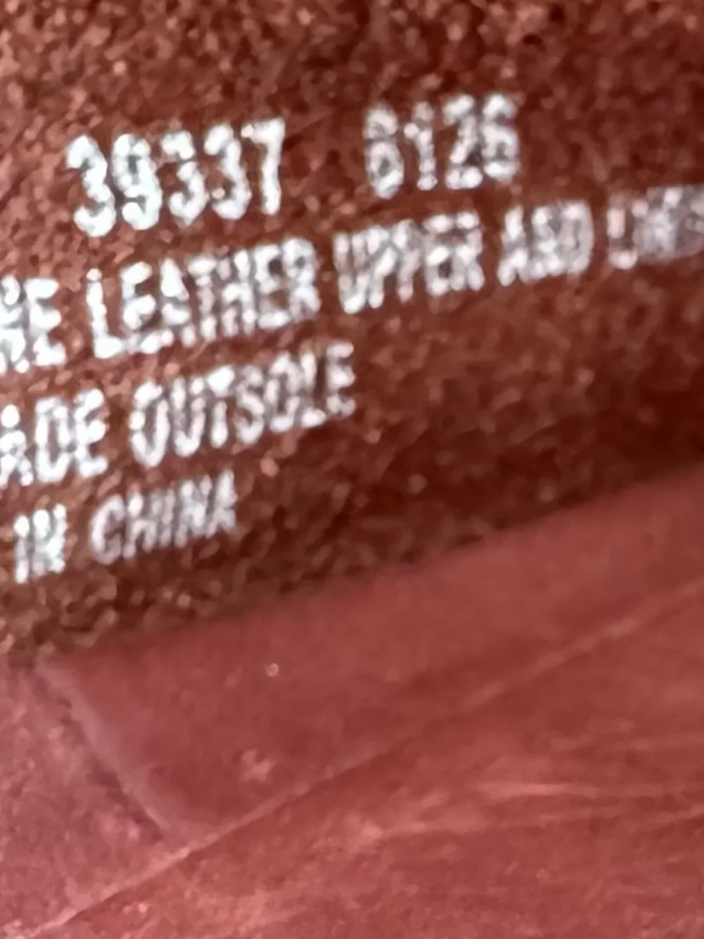 Timberland Women's Burgundy Leather Slide Sandals with Stitched Trim - Picture 9 of 12